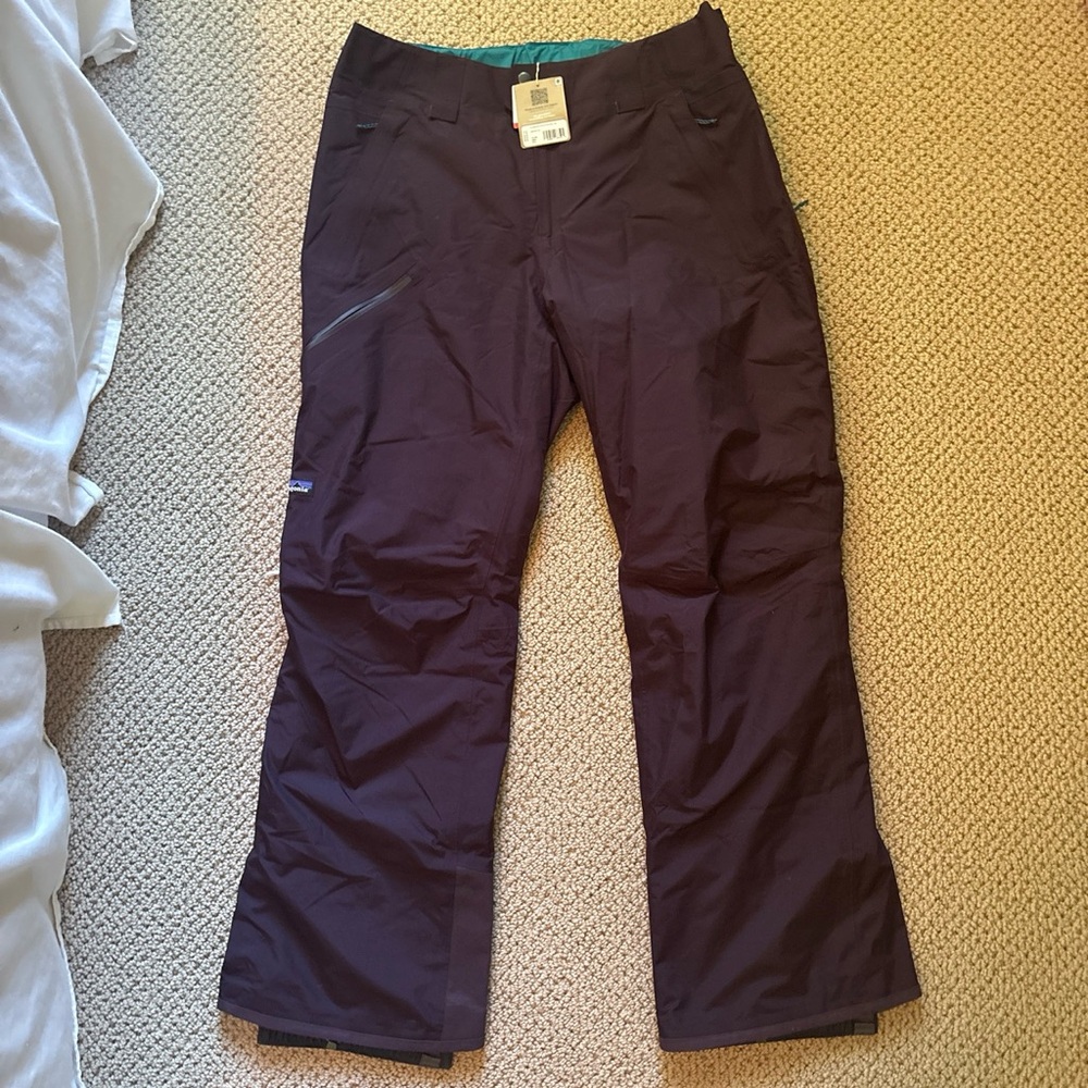 Patagonia Women’s Insulated Powder Town Snow Pants Obsidian Plum Size Large NWT